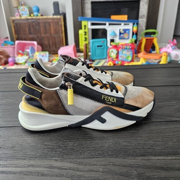 Fendi Flow Sneakers - Picture 6 of 12